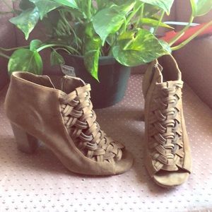 MK BOOTIES